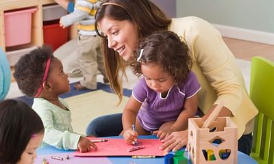 How do preschool teachers create lesson plans?