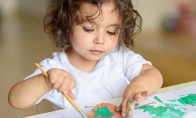 What are some fun and engaging DIY arts and crafts activities for preschoolers?